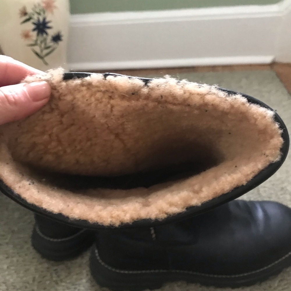 Ugg boots size 8